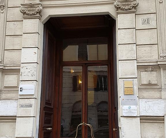 Popolo & Flaminio Rooms Lazio Rome Entrance