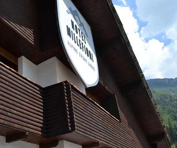 Hotel Millefiori Valle d'Aosta Valtournenche Exterior Detail
