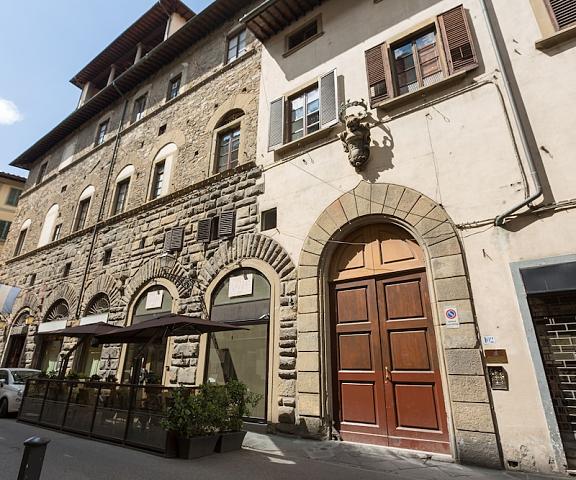 Residenza D'Epoca Historia Luxury Tuscany Florence Exterior Detail
