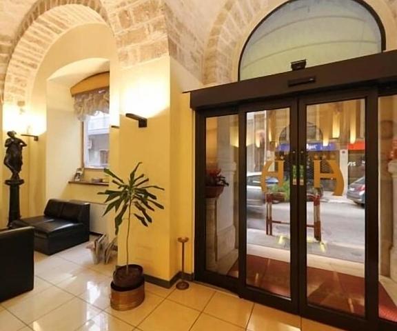 Hotel Adria Puglia Bari Interior Entrance