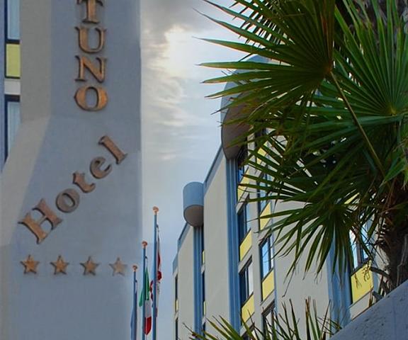 Best Western Hotel Nettuno Puglia Brindisi Entrance