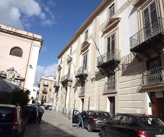 I Cavalieri di Malta Sicily Palermo Exterior Detail