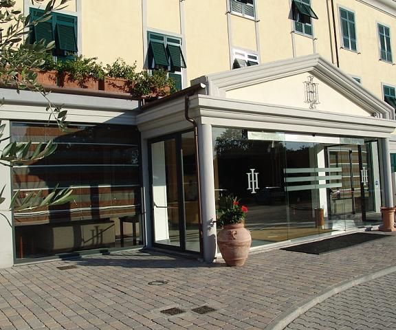 Santa Caterina Park Hotel Liguria Sarzana Entrance