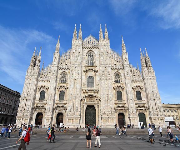 Luxury Duomo Rooms Lombardy Milan View from Property