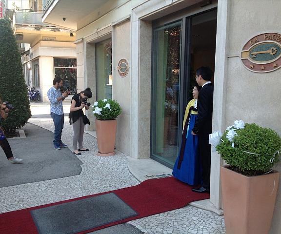 Hotel La Pace Lazio Cassino Entrance