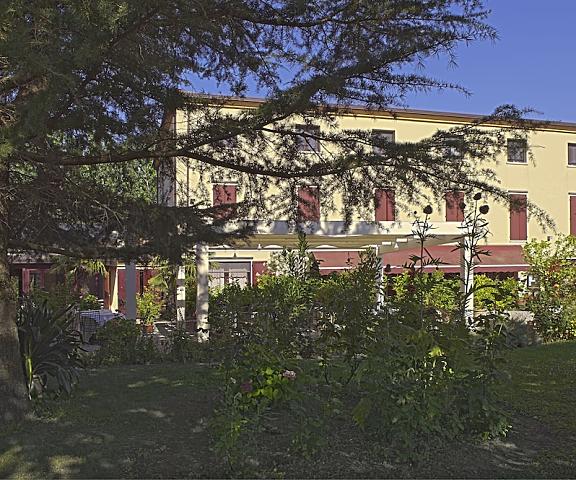 Villa Belfiore Emilia-Romagna Ostellato Facade