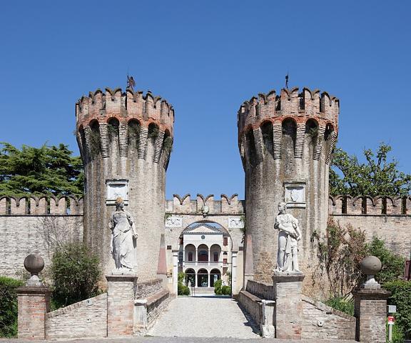 Castello di Roncade Veneto Roncade Entrance