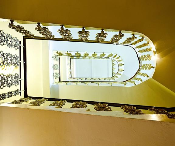 Parkhotel Graz - Traditional Luxury Styria Graz Staircase
