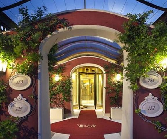 Vip's Motel Luxury Accommodation & Spa Lombardy Lonato Entrance