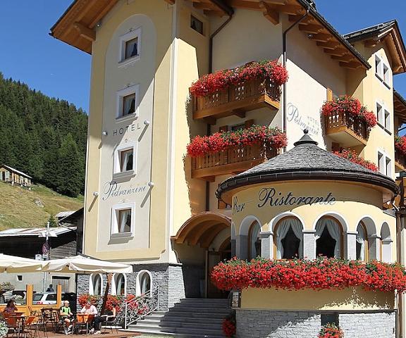 Hotel Pedranzini Lombardy Valfurva Entrance