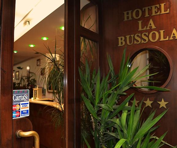 Hotel La Bussola Lazio Anzio Entrance