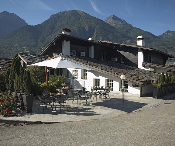 Hôtel Village Valle d'Aosta Quart Facade