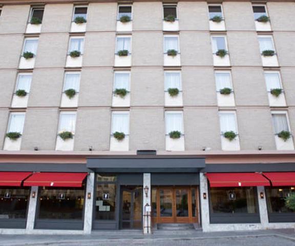 Hotel Duca D'Aosta Valle d'Aosta Aosta Facade