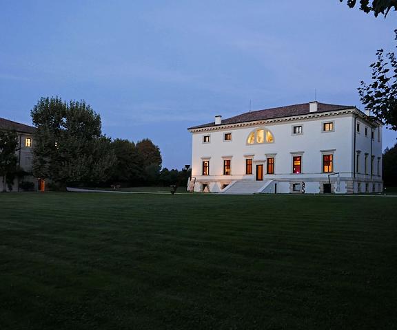 La Barchessa di Villa Pisani Veneto Lonigo Exterior Detail