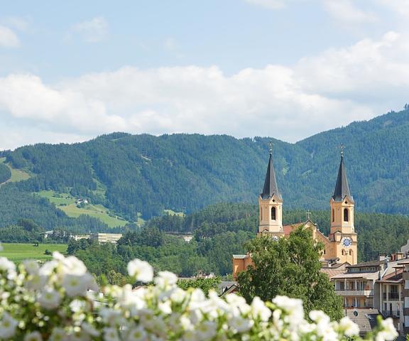 Hotel Goldene Rose Trentino-Alto Adige Brunico City View from Property