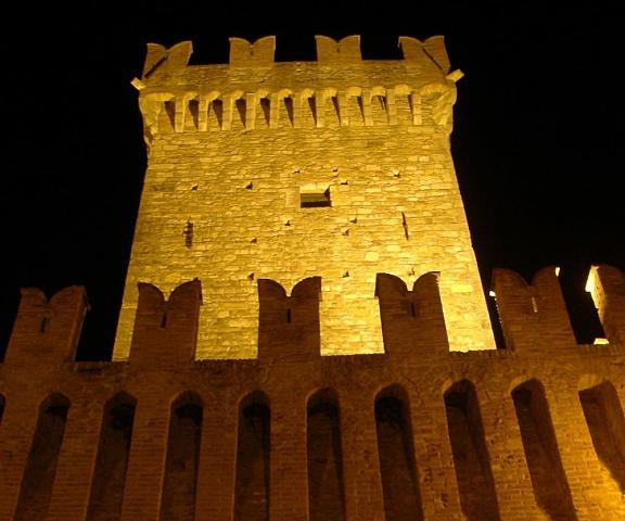 Castello di Vigoleno Emilia-Romagna Vernasca Exterior Detail