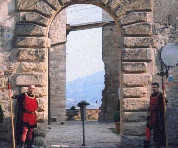 Castello di Vigoleno Emilia-Romagna Vernasca Entrance