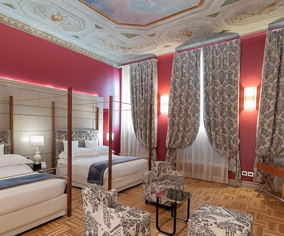Hotel Number Nine Tuscany Florence Room