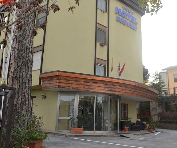 Hotel Due Pini Basilicata Melfi Facade