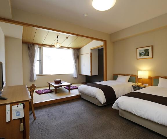 Yuyado Kuttari Onsen Lake Inn Hokkaido Shintoku Room