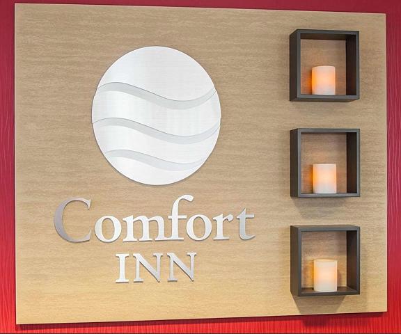 Comfort Inn New Brunswick Fredericton Lobby