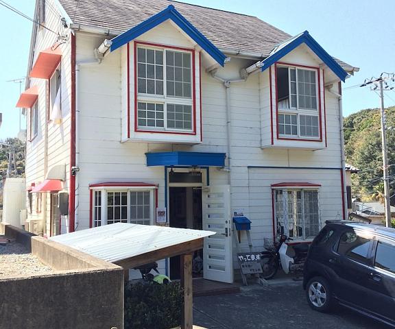 Guest House Shirahama R cafe – Caters to Women - Hostel Wakayama (prefecture) Shirahama Facade
