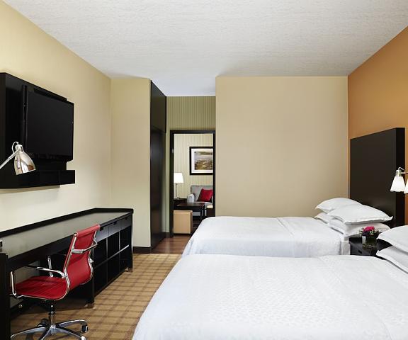 Four Points by Sheraton Hotel & Suites Calgary West Alberta Calgary Room