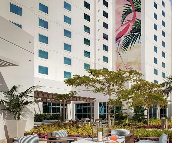 Hilton Garden Inn Miami Dolphin Mall Florida Miami Exterior Detail