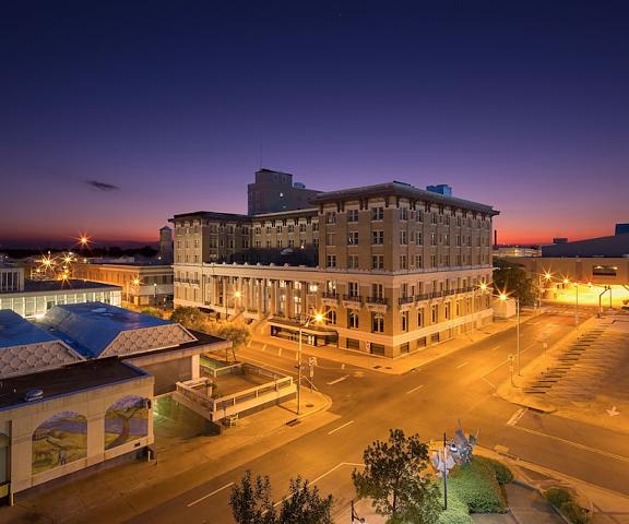 Hotel Bentley Louisiana Alexandria Facade