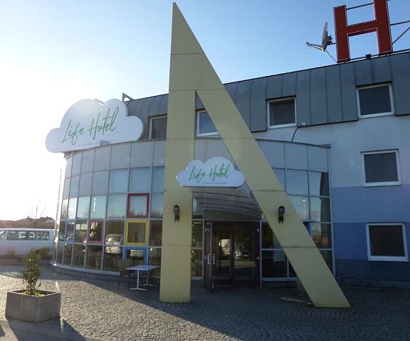 Life Hotel Lower Austria Fischamend Entrance