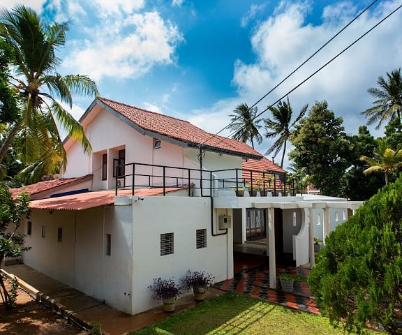 Dayanithi Guest House Jaffna District Uduvil Facade
