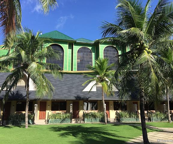 Bohol Tropics Resort null Tagbilaran Facade