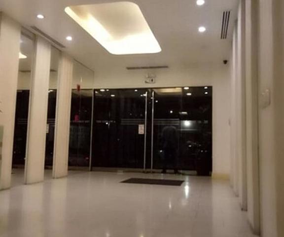 Dragonlink Suites null Makati Interior Entrance