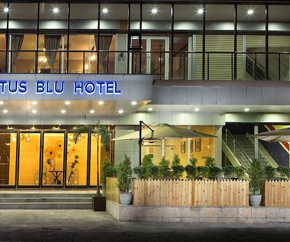 Lotus Blu Hotel null Legazpi Facade