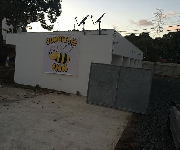 Bumblebee Inn null Tanay Entrance