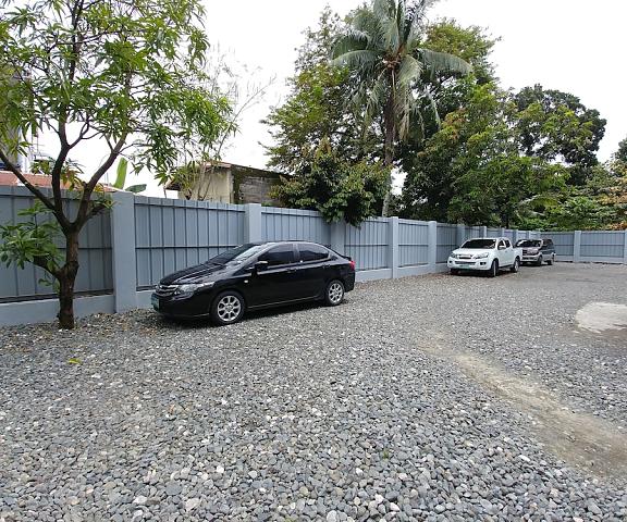Bed and Bath Serviced Suites null Iloilo Parking