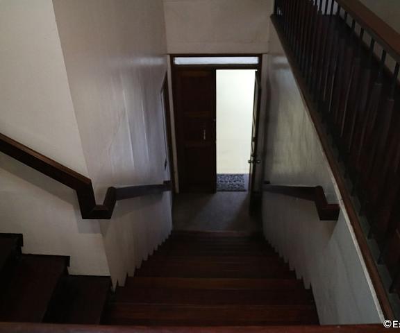 Mainstreet Pension House null Bacolod Staircase