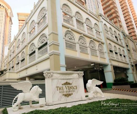 MaxStays Max Pavilion at The Venice Residences null Taguig Facade