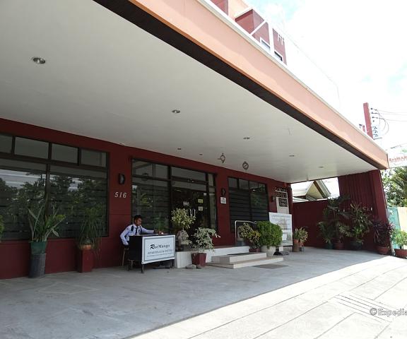 RueMango Apartelle and Suites Davao Region Davao Entrance