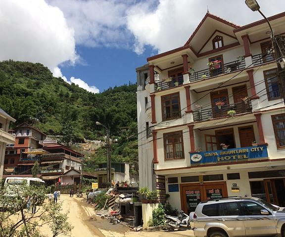 Sapa Mountain City Hotel Lao Cai Sapa RV or Truck Parking