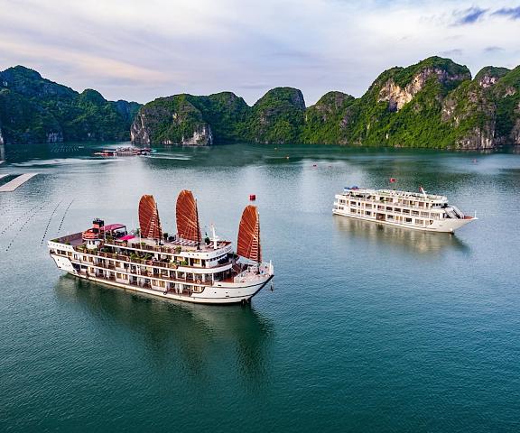 Alisa Premier Cruise Quang Ninh Halong Exterior Detail