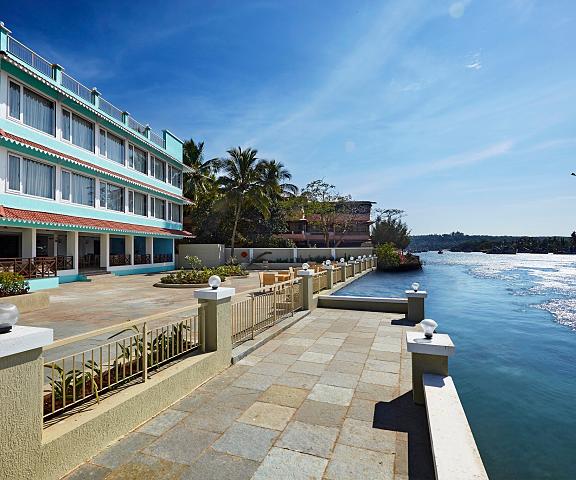 Indy Waterfront Resort Goa Goa Hotel Exterior