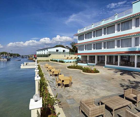 Indy Waterfront Resort Goa Goa Hotel Exterior