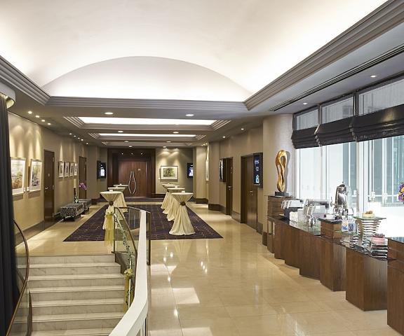Rendezvous Hotel Singapore by Far East Hospitality null Singapore Interior Entrance