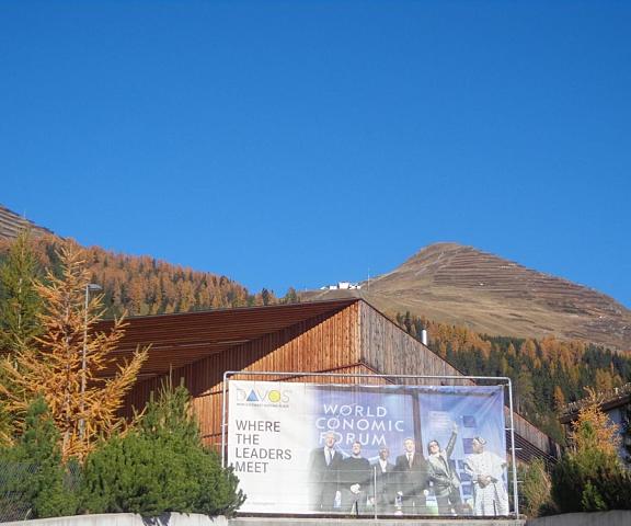 Studio 54 Graubuenden Davos Exterior Detail