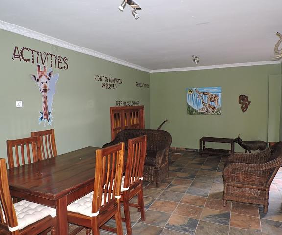 Café Zambezi House of Africa - Hostel null Livingstone Interior Entrance