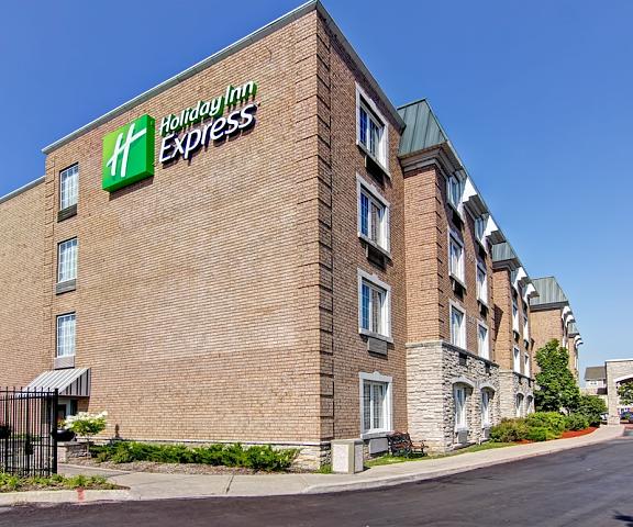 Holiday Inn Express Whitby, an IHG Hotel Ontario Whitby Exterior Detail