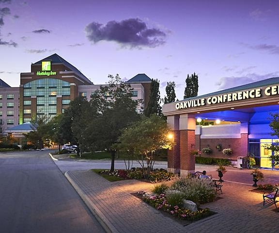Holiday Inn Hotel & Suites Oakville @ Bronte, an IHG Hotel Ontario Oakville Exterior Detail