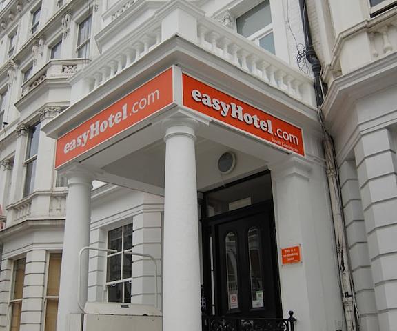 Easyhotel South Kensington England London Facade