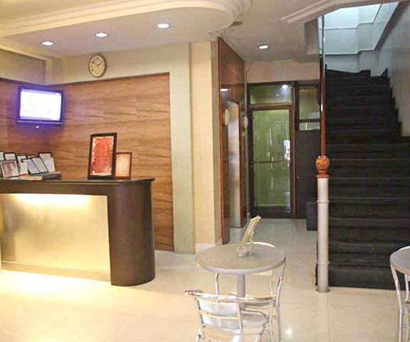 Vista Apartelle & Restaurant null Makati Reception